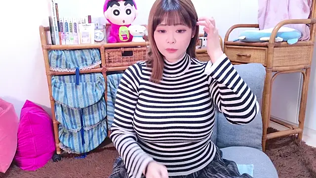 Snapshot of Megu_Melon chatting on December 28, 2024, 8:05 am Megu Melon online show from December 28, 2024, 8:05 am