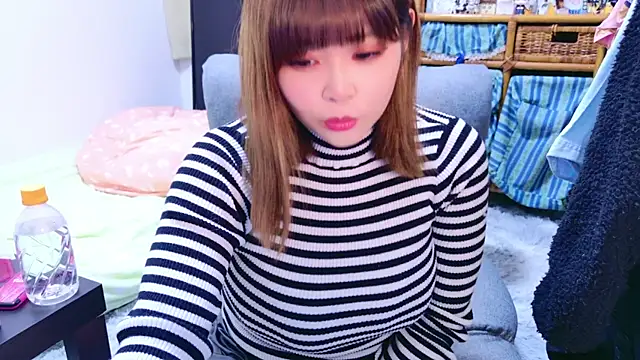 Snapshot of Megu_Melon chatting on January 3, 2025, 10:09 am Megu Melon online show from January 3, 2025, 10:09 am