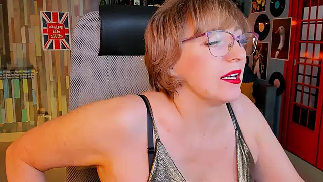 sugar vivien online show from December 3, 2025, 2:16 pm