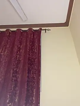 Snapshot of Cute_princcess chatting on September 15, 2025, 8:09 pm Cute princcess online show from September 15, 2025, 8:09 pm