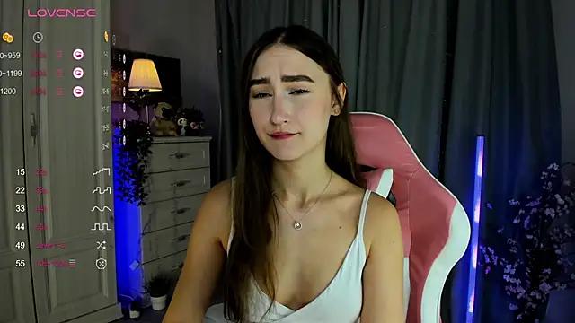 Milemissy online show from November 28, 2025, 4:23 am