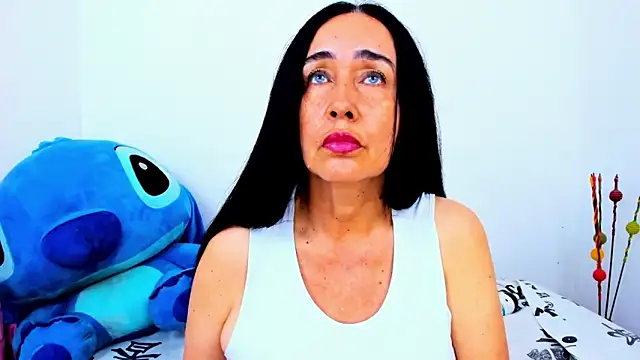 HorniestMilf online show from May 28, 2026, 8:37 pm