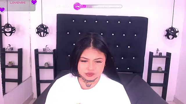 Snapshot of Mels_ chatting on October 3, 2025, 4:41 pm Mels online show from October 3, 2025, 4:41 pm