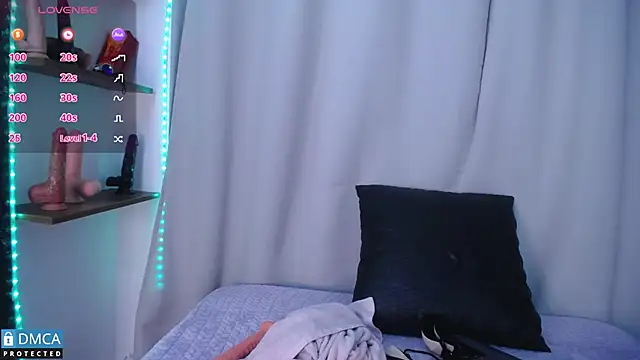 BellaOdisea online show from March 18, 2025, 11:09 pm