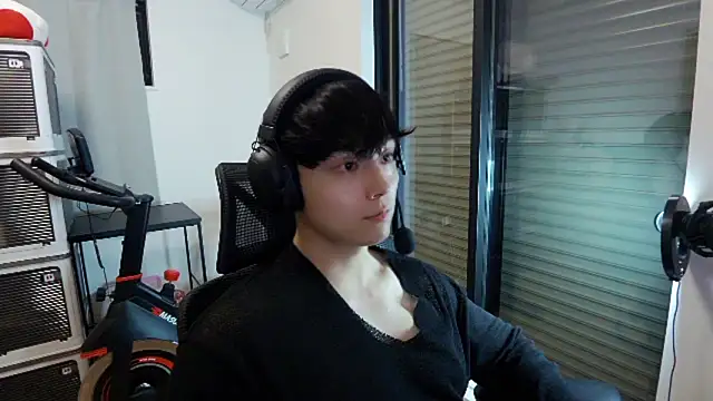 Tkcqcc online show from January 16, 2026, 3:27 pm