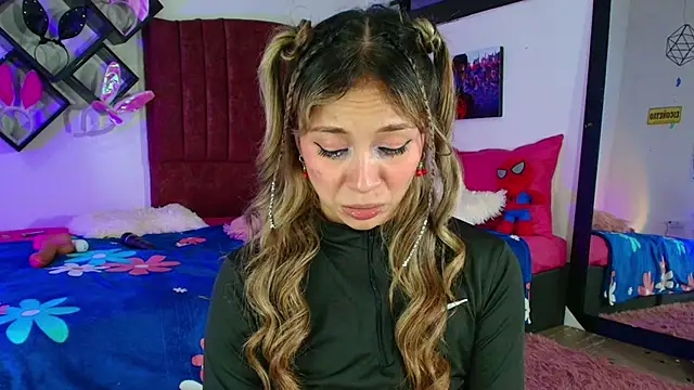 alisson zafiro  online show from February 22, 2025, 9:23 am