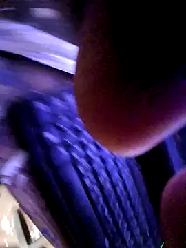 Snapshot of martindaada chatting on November 30, 2025, 1:50 am martindaada online show from November 30, 2025, 1:50 am