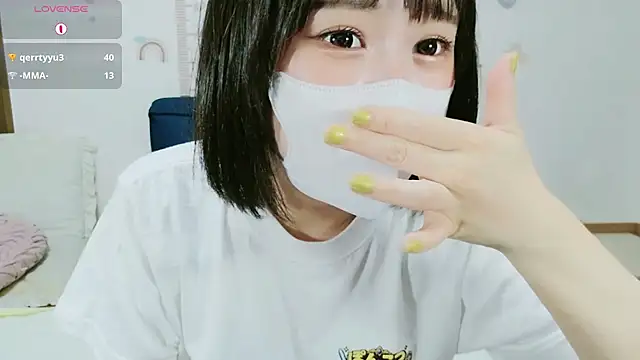Snapshot of _Iroha_99 chatting on June 30, 2026, 2:50 pm Iroha 99 online show from June 30, 2026, 2:50 pm