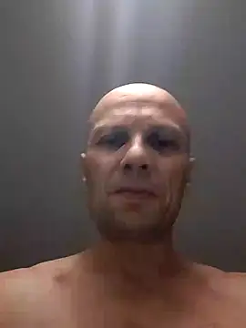 wedge75 online show from October 23, 2025, 8:35 am