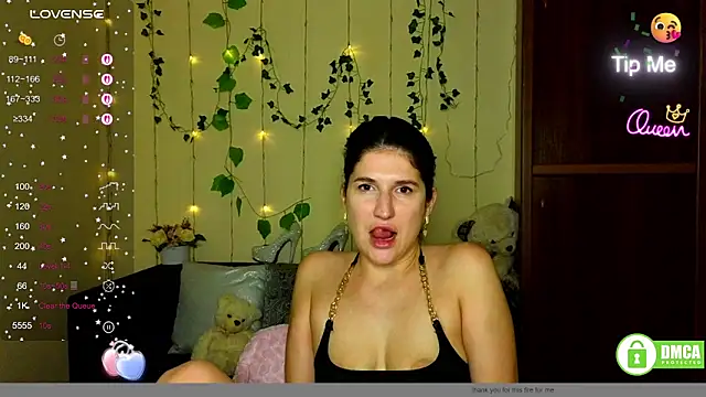 Alianna Solo Kisses online show from May 19, 2026, 11:28 am
