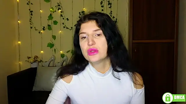 Alianna Solo Kisses online show from February 8, 2026, 12:14 pm