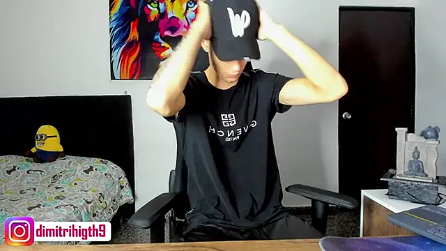 god drake online show from December 31, 2024, 8:48 am