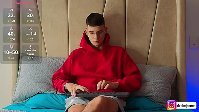 god drake online show from December 3, 2025, 3:00 pm