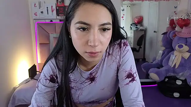 AriadnaCappelletty online show from November 17, 2025, 4:11 pm