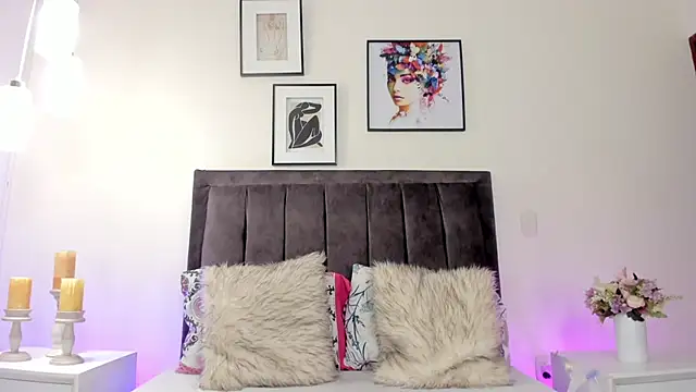 Snapshot of helen_mooree chatting on February 13, 2026, 12:38 pm helen mooree online show from February 13, 2026, 12:38 pm