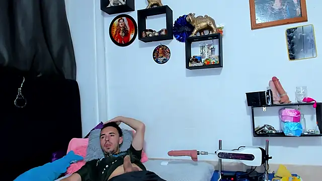 big-dicktop23 online show from May 8, 2026, 2:10 pm
