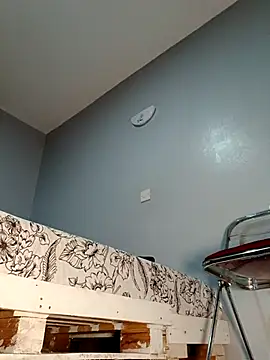 kinkybeby online show from November 18, 2025, 7:33 am