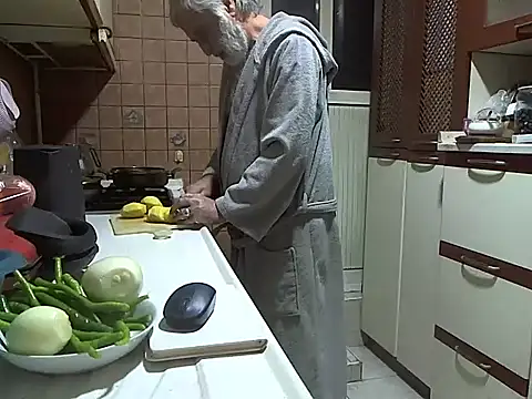 zormen355 online show from December 21, 2025, 5:58 pm