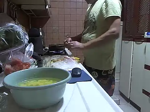 Snapshot of zormen355 chatting on March 24, 2026, 6:52 pm zormen355 online show from March 24, 2026, 6:52 pm