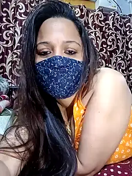 Snapshot of albelasummi702 chatting on February 5, 2025, 5:09 am albelasummi702 online show from February 5, 2025, 5:09 am