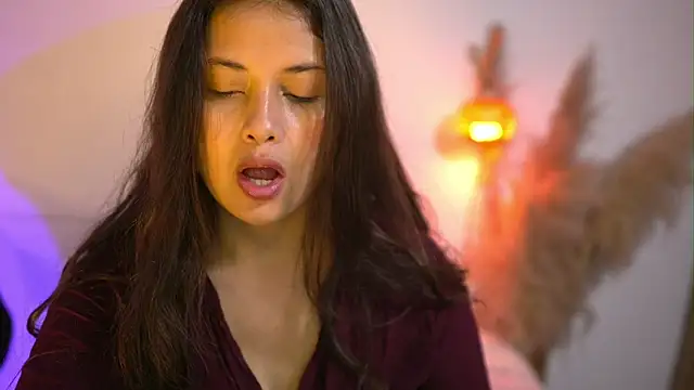 lirio05 online show from March 23, 2026, 6:52 pm