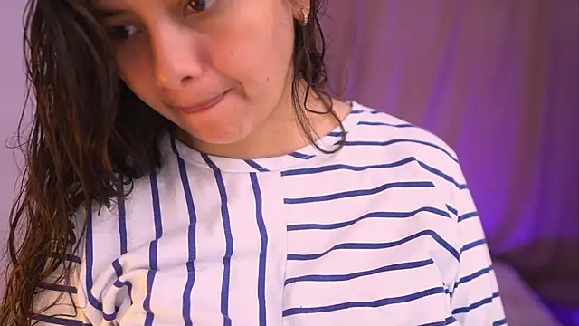 lirio05 online show from October 9, 2025, 1:00 pm