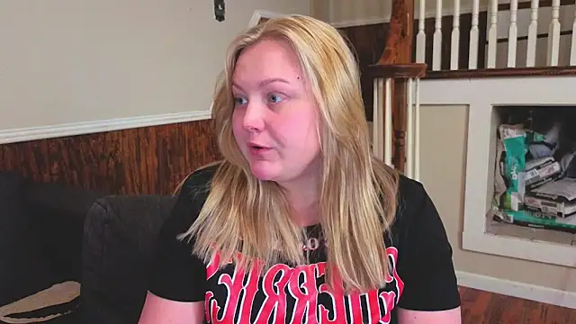 PhatAssBlond online show from February 13, 2026, 5:35 pm