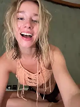 SSSATIVA model online show from December 24, 2024, 8:44 am