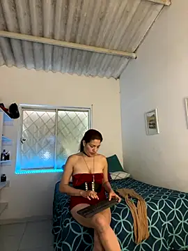 lia huan online show from November 14, 2025, 3:59 pm