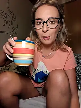 Jade Emeraud online show from December 16, 2025, 8:24 pm