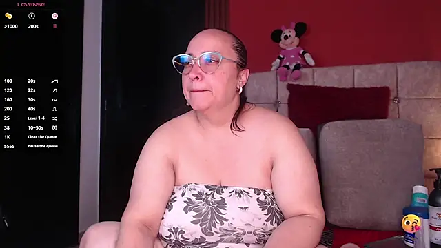Snapshot of Natasha26_ chatting on September 30, 2025, 7:20 pm Natasha26 online show from September 30, 2025, 7:20 pm