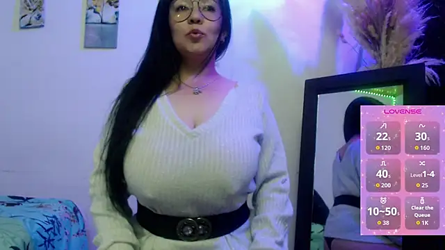 Donniia online show from February 25, 2026, 10:42 pm