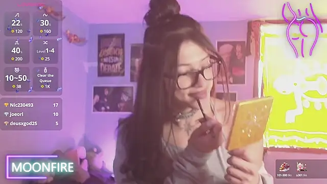 Snapshot of moonfiredancer chatting on January 12, 2025, 2:30 pm moonfiredancer online show from January 12, 2025, 2:30 pm