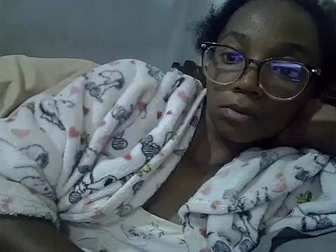 ElianeHot online show from June 24, 2026, 3:38 am