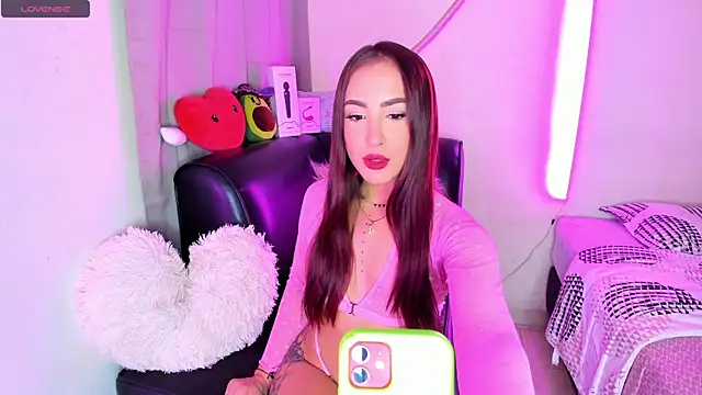 Snapshot of Gothic_slut-without_limit chatting on March 1, 2025, 4:47 am Gothic slut-without limit online show from March 1, 2025, 4:47 am