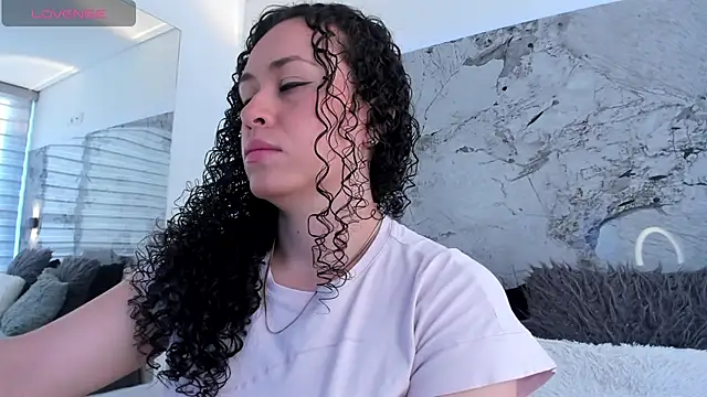 LIZ HOLMES online show from October 9, 2025, 11:55 am