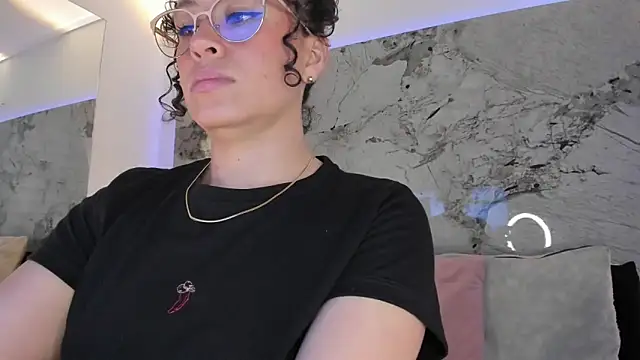 LIZ HOLMES online show from February 17, 2026, 11:51 am