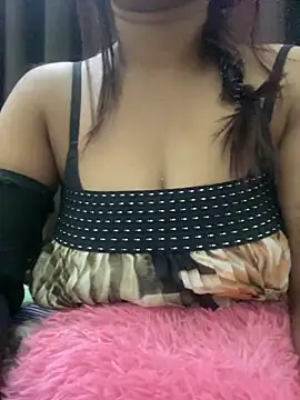 Mia 656 online show from February 11, 2026, 5:18 am