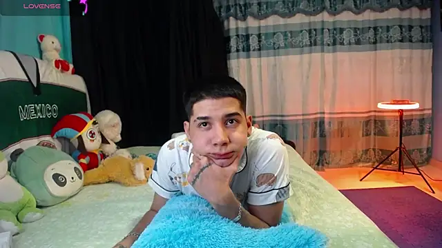 Snapshot of mexican_cum chatting on April 1, 2026, 1:08 am mexican cum online show from April 1, 2026, 1:08 am