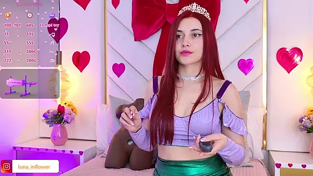 Flor delunaa online show from February 19, 2026, 12:57 pm