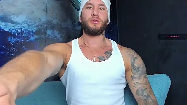 Snapshot of delessandro_world chatting on February 4, 2026, 11:00 pm delessandro world online show from February 4, 2026, 11:00 pm