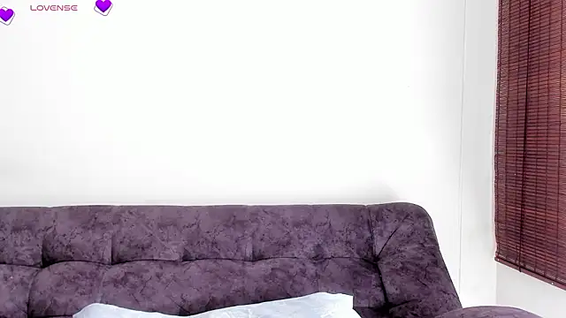 VeronicaTonu online show from March 27, 2026, 2:18 pm