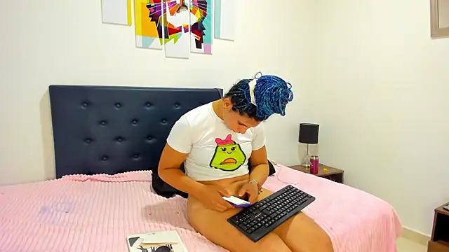 brenda sofia2 online show from October 21, 2025, 4:12 am