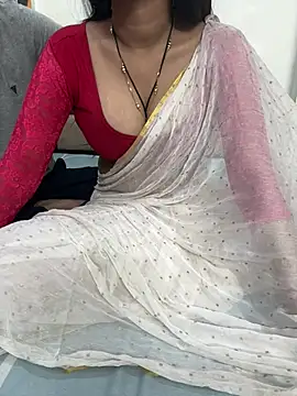 Snapshot of AASHI66 chatting on March 6, 2025, 5:22 pm AASHI66 online show from March 6, 2025, 5:22 pm