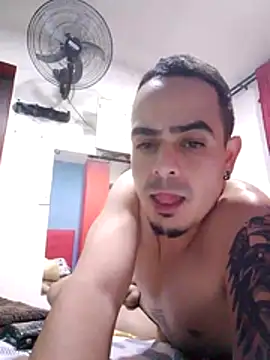 Snapshot of FeloBad chatting on December 2, 2025, 2:12 am FeloBad online show from December 2, 2025, 2:12 am