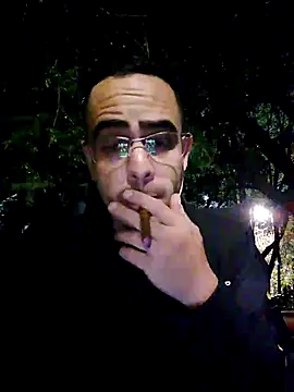 Snapshot of FeloBad chatting on May 16, 2026, 3:27 am FeloBad online show from May 16, 2026, 3:27 am