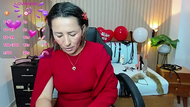 Snapshot of luciana_ballesteros_ chatting on February 14, 2025, 12:36 pm luciana ballesteros online show from February 14, 2025, 12:36 pm