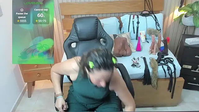 Snapshot of luciana_ballesteros_ chatting on October 8, 2025, 12:39 pm luciana ballesteros online show from October 8, 2025, 12:39 pm