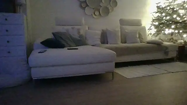 Snapshot of lyajoliee chatting on December 11, 2024, 8:07 pm lyajoliee online show from December 11, 2024, 8:07 pm