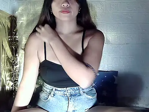 prettybella4u online show from June 22, 2026, 1:00 am